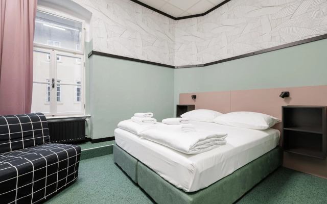 Swanky bed&breakfast