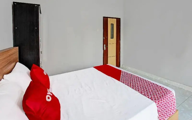 Oyo 91210 Hotel J3