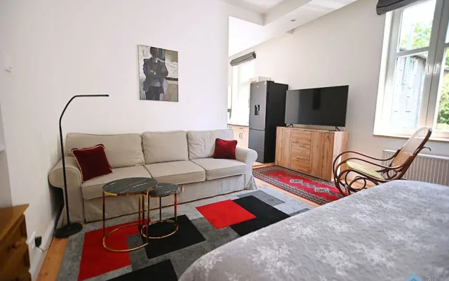 Travel by 3City Rentals