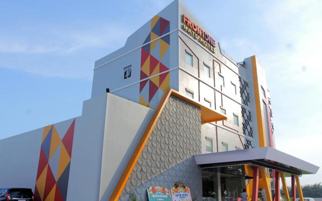 Front One Hotel Nganjuk