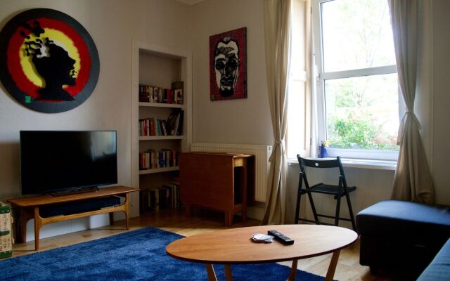 1 Bedroom Ground Floor Colony Flat