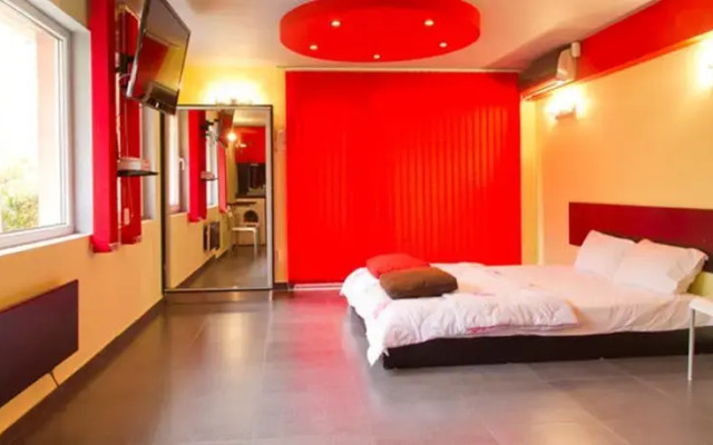 Central & South Park Apartments