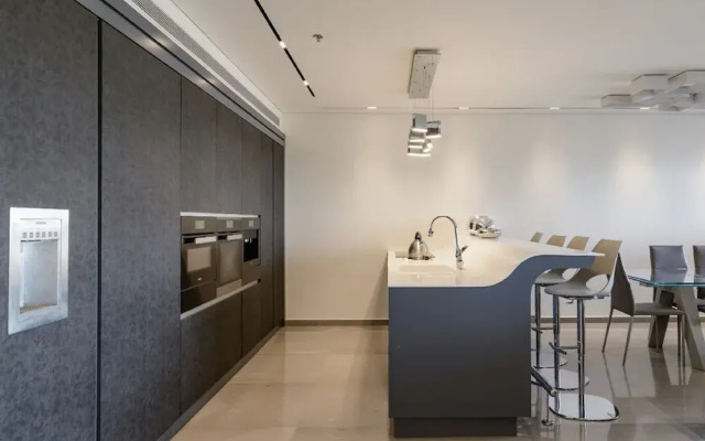 Stav Rentals Tel Aviv Sea View Apartment