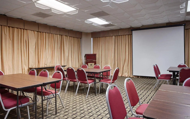 Best Western Plus Lower South End