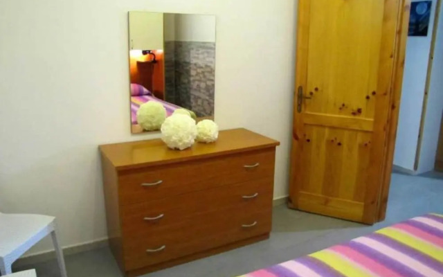 Bright Apartment Near Baia Verde Beaches