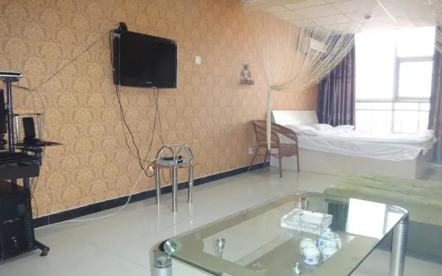 Shijiazhuang Love Nest Theme Apartment Hotel