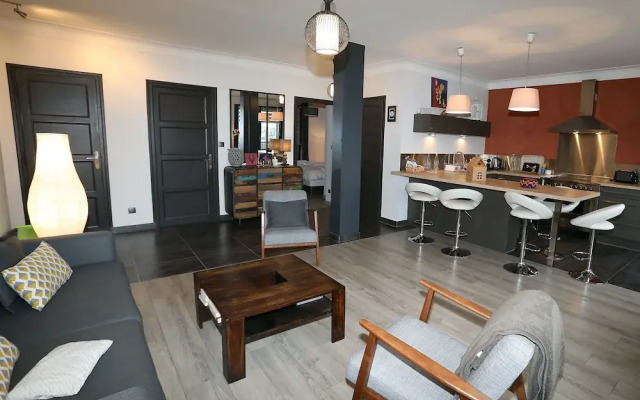 Central, spacious and comfortable 2 bedroom