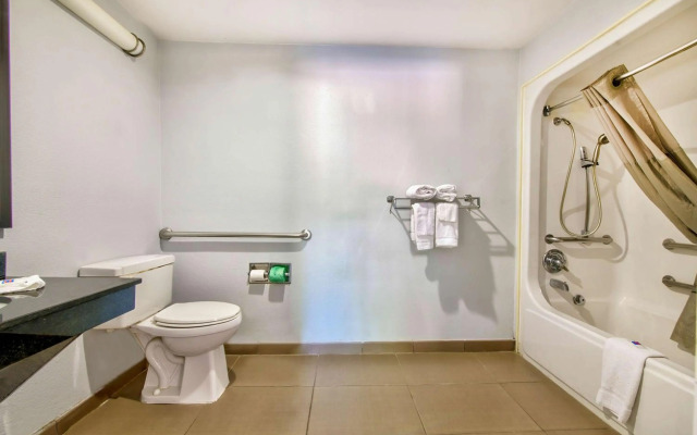 Motel 6 Arlington, TX