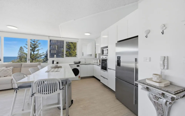 Oceanfront Serenity At Main Beach – Guest Rooms – Gold Coast