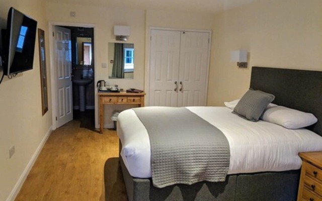 Wayford Bridge Inn