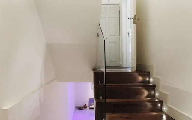 Iffley Apartment 1