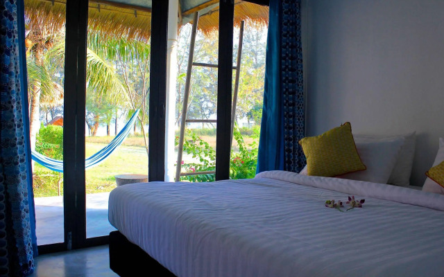 Mumsa Beach Resort & Restaurant