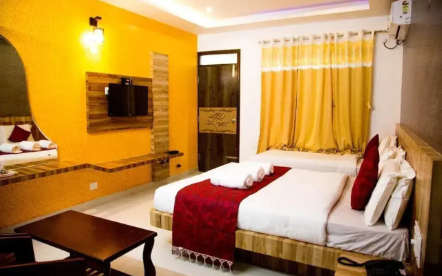 M K Arcade Hotel