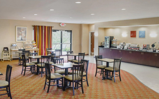 Comfort Suites Dayton-Wright Patterson