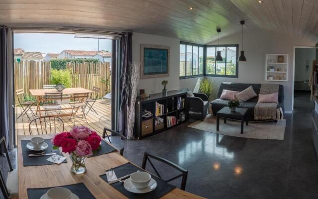 Maison d'Hotes les Petites Terres