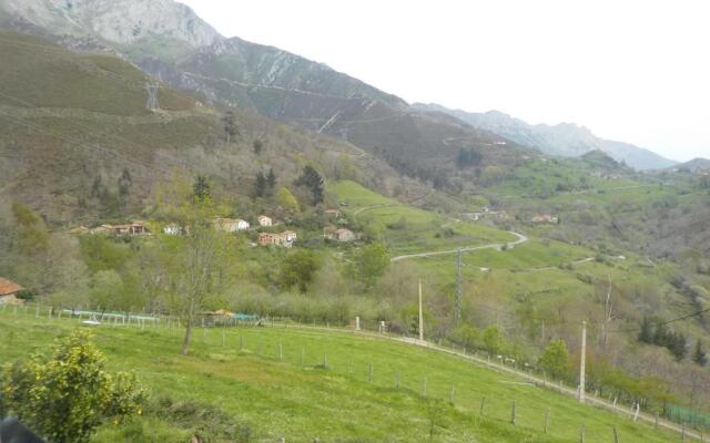Apartamentos Rurales La Husteriza