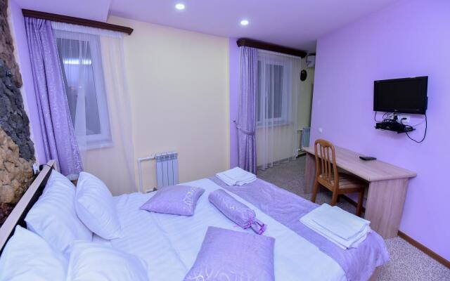 Gayane Hotel