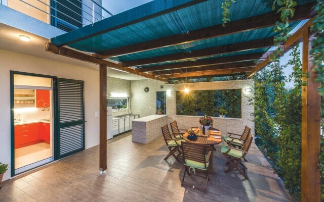 Stunning Home in Kastel Stafilic With Wifi and 3 Bedrooms