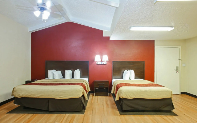 Red Roof Inn North Dallas - Park Central