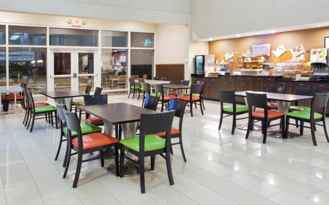 Holiday Inn Express Dalton