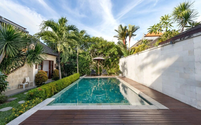 Villa Camilla 2 by Villa Finder