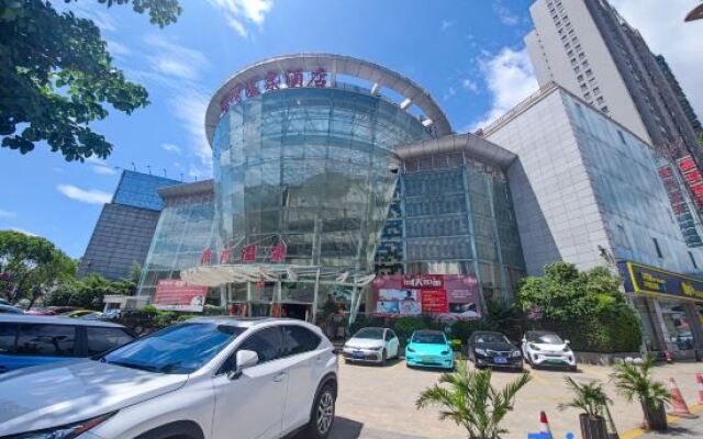 Dali Harbour Hot Spring Hotel (Dali High-speed Railway Station)