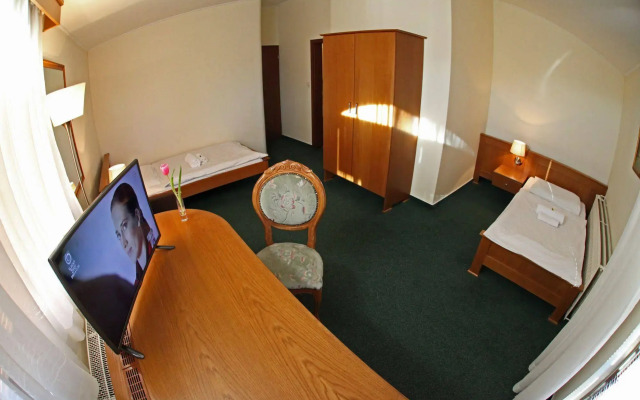 Penzión & Wellness Zoborská