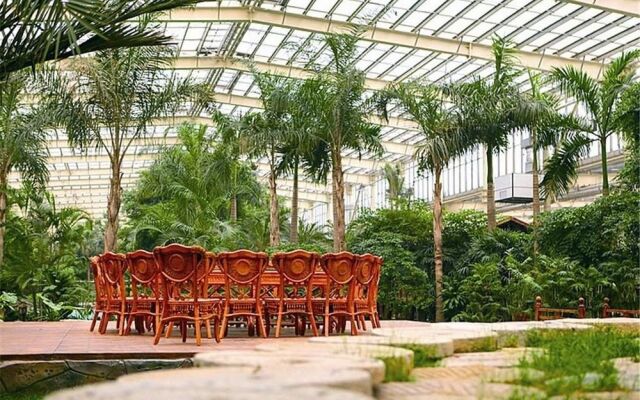 Longda Hot Spring Hotel