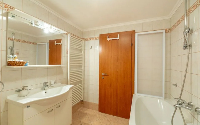 Apartments Mondo