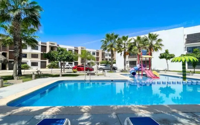 Prime Location House at Cerritos Great Price