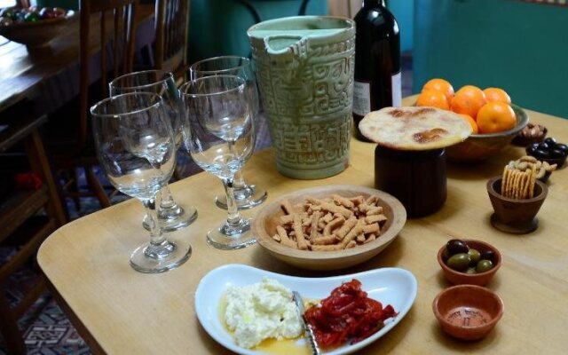 Casa Gallina - An Artisan Inn