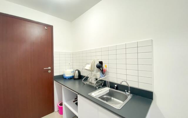 Restful And Tidy Studio Sayana Bekasi Apartment