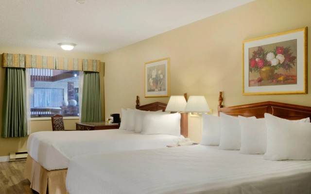 Days Inn by Wyndham Vernon