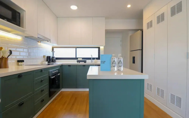 w Stunning 1BR w Great Deco in San Isidro