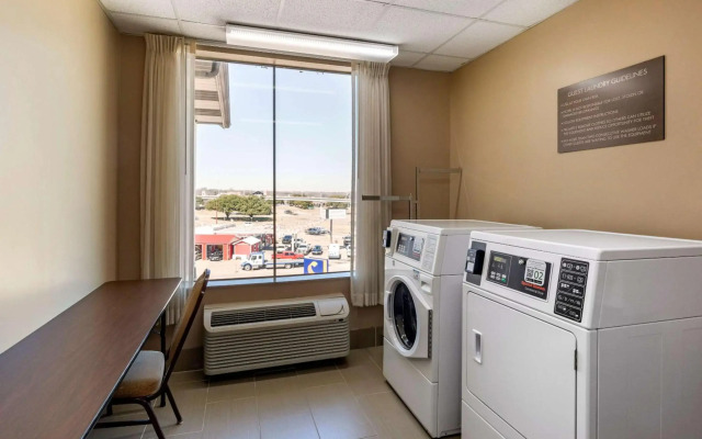 Comfort Suites Waco Near University Area