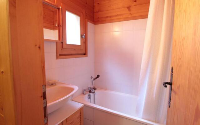 Chalet Les Carroz d'Arâches, 4 pièces, 8 personnes - FR-1-572-107