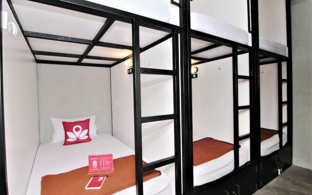 ZEN Hostel Jalan Patimura Legian