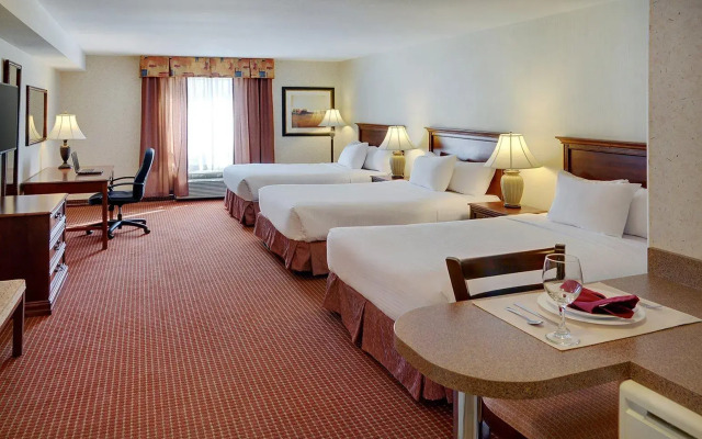 Pomeroy Inn & Suites Hotel Dawson Creek