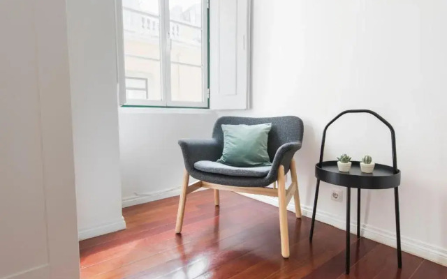 LovelyStay - Bica Patio Duplex
