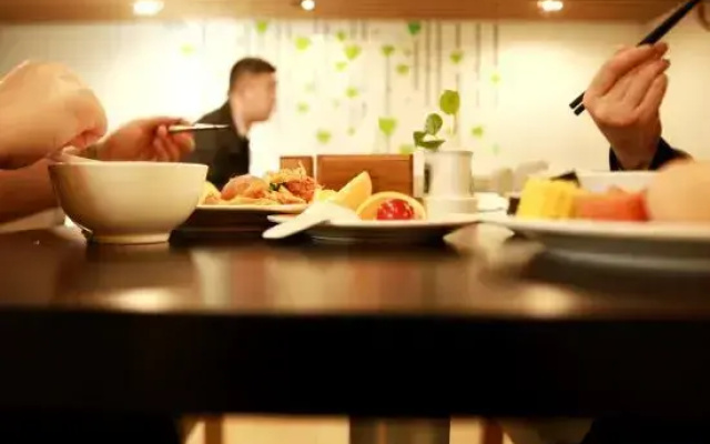 Motel  Hotel (Shenyang Wuai Market Xiaonan gas station store)