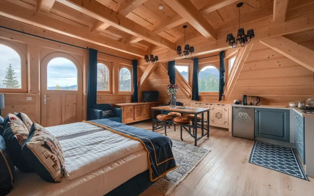 Rich Witch Villa&SPA