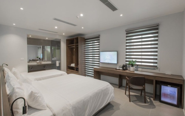 The Twin Hotel – Guest Rooms – Ha Long