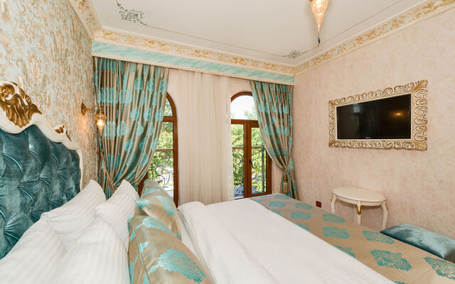 Hotel 1453