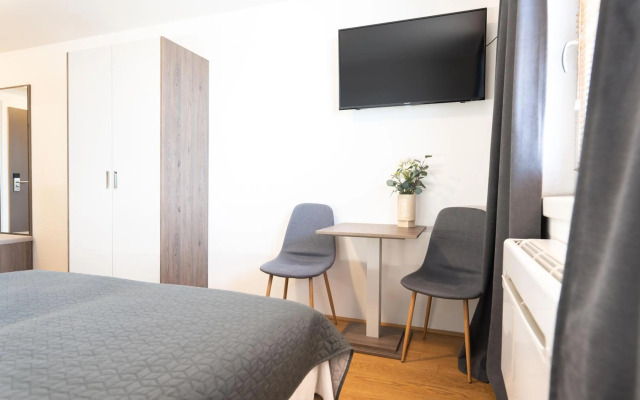 Apartment Hotel Triester