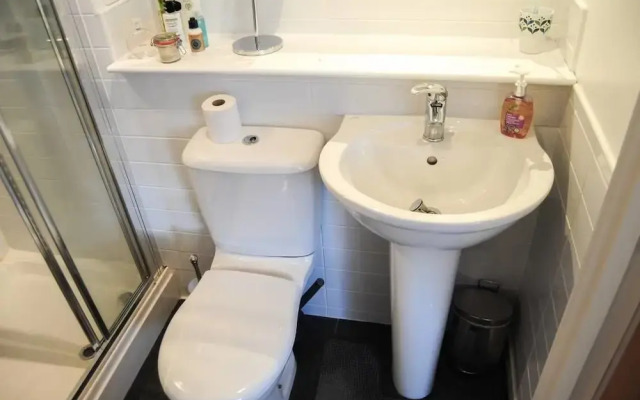 Canal View Apartment