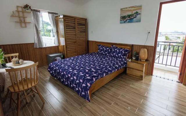 Sea-breeze homestay