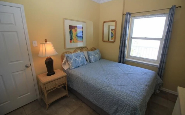 Tradewinds 1207 2 Bedroom Condo by RedAwning