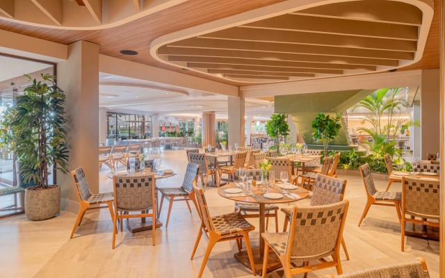 Beach Park Suites Resort