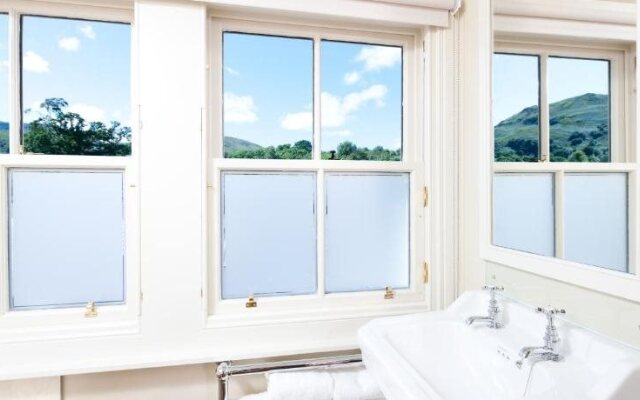 Loch Lomond Arms Hotel