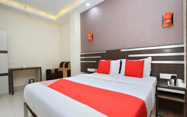 OYO 13029 Hotel Bestend